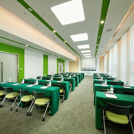 Holiday Inn Express Leshan City Square By Ihg High Speed Rail And Leshan Giant Buddha Екстериор снимка