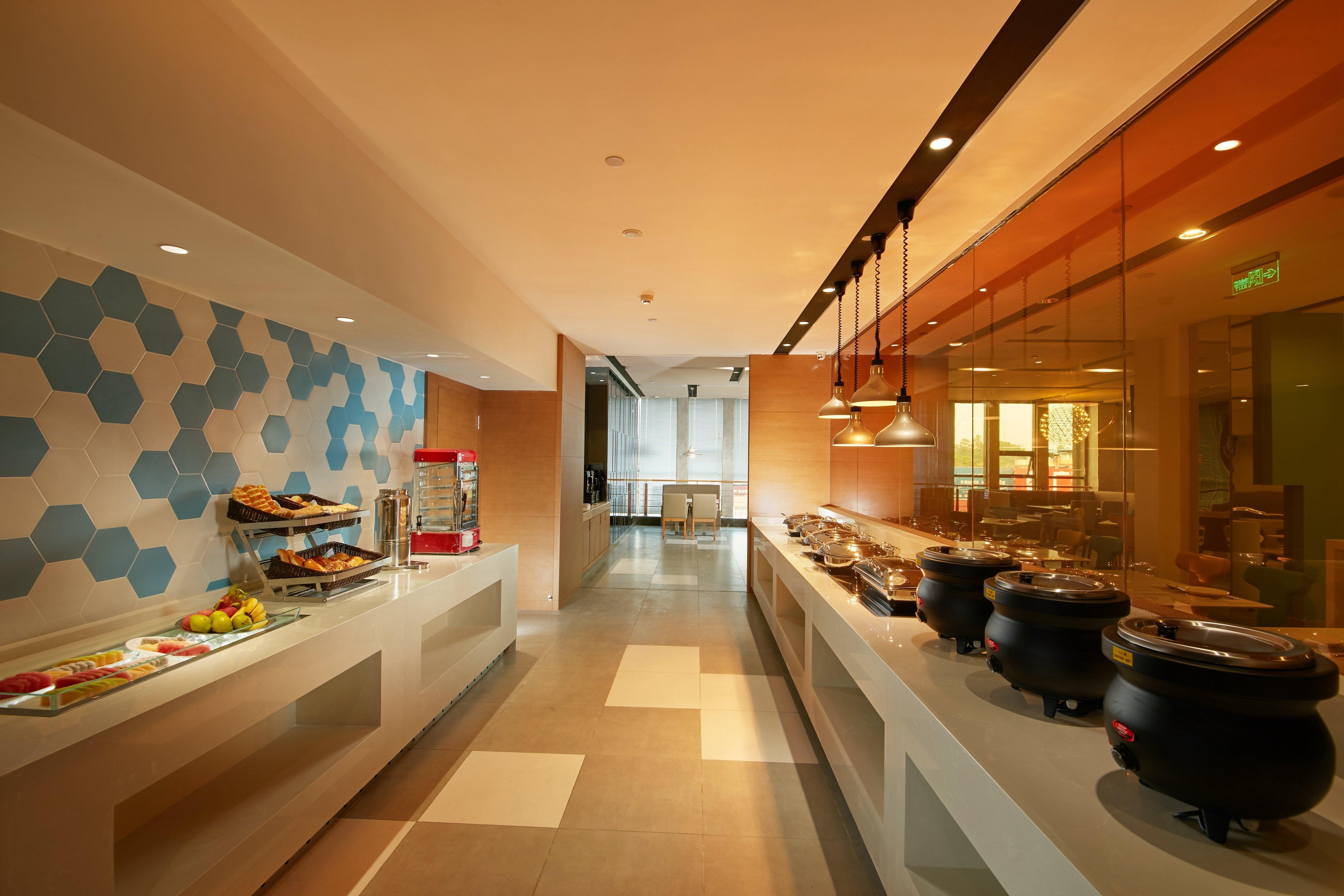 Holiday Inn Express Leshan City Square By Ihg High Speed Rail And Leshan Giant Buddha Екстериор снимка
